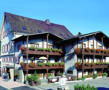 Hotel Adler Post à Lenzkirch Extérieur photo