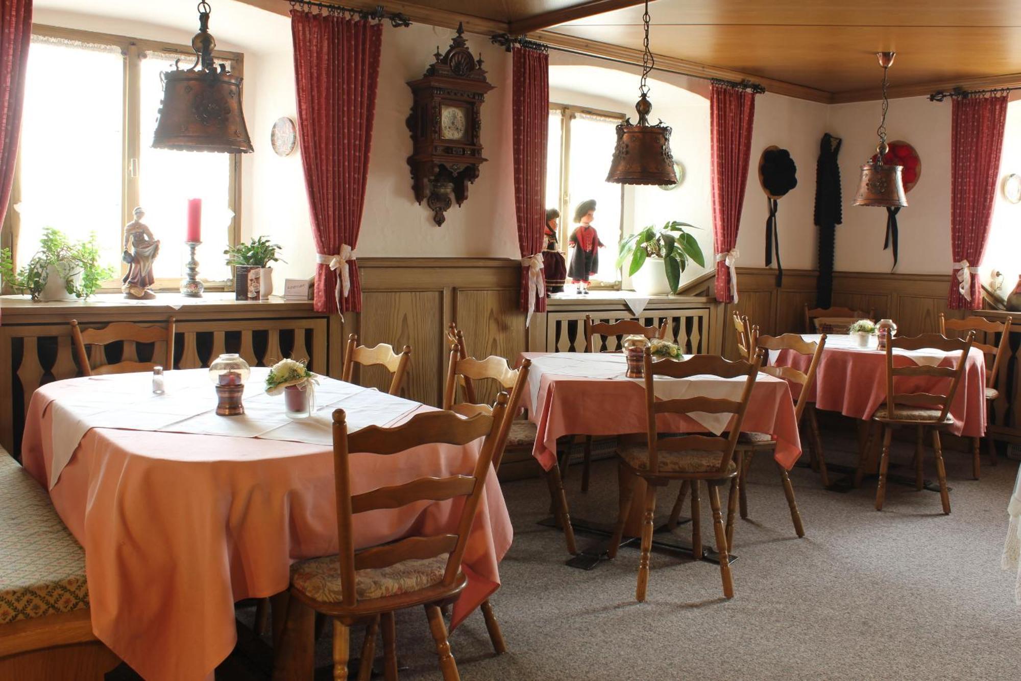 Hotel Adler Post à Lenzkirch Extérieur photo