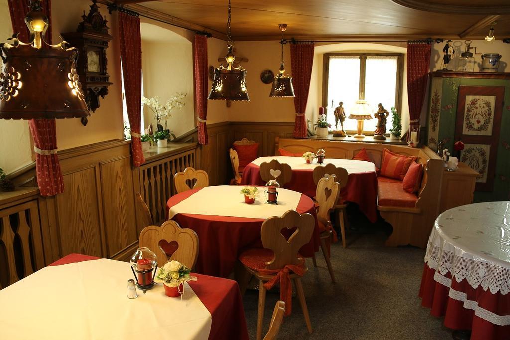 Hotel Adler Post à Lenzkirch Extérieur photo