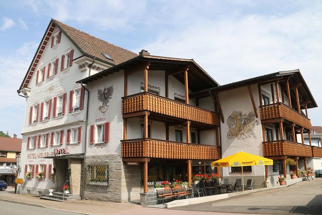 Hotel Adler Post à Lenzkirch Extérieur photo