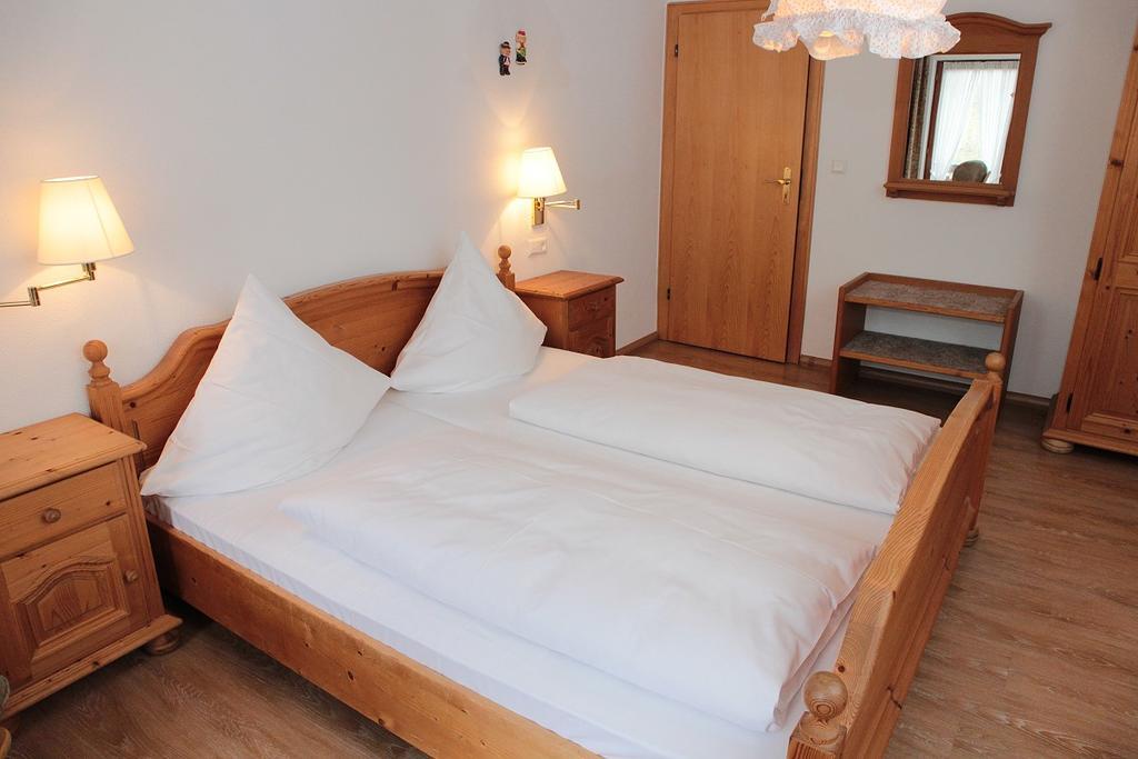 Hotel Adler Post à Lenzkirch Extérieur photo