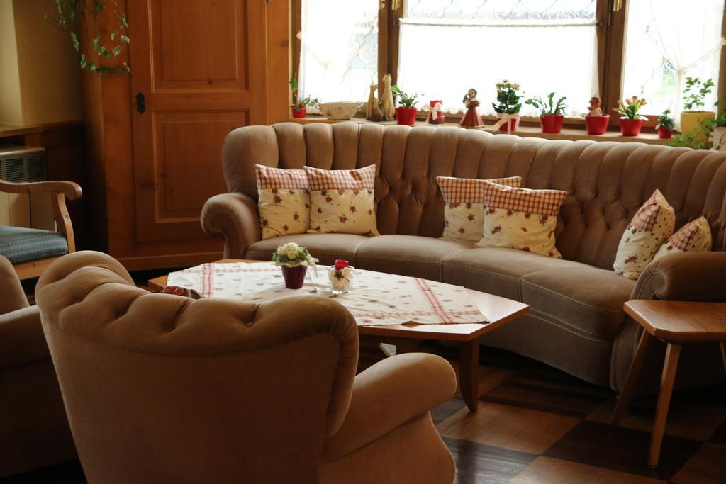 Hotel Adler Post à Lenzkirch Extérieur photo