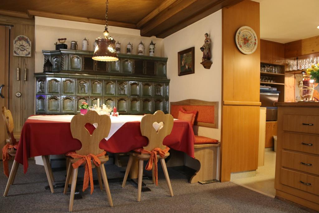 Hotel Adler Post à Lenzkirch Extérieur photo