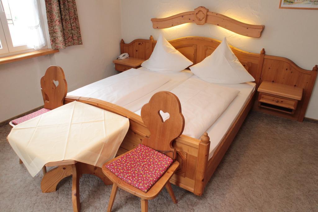 Hotel Adler Post à Lenzkirch Extérieur photo